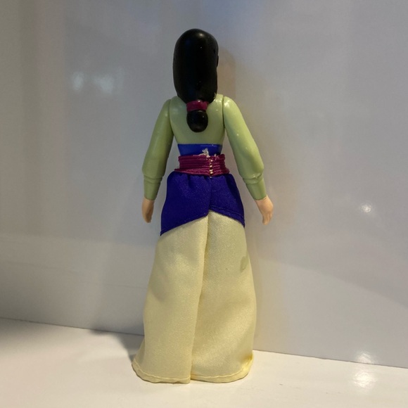Vintage Disney Princess Mulan figure (McDonalds) - Picture 6 of 16